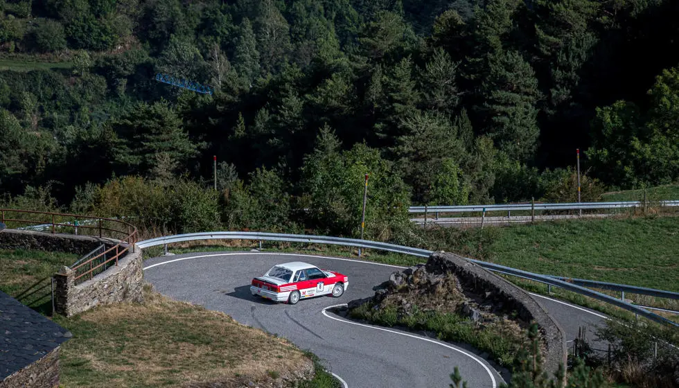 Els 51 equips inscrits en el Rally Andorra Històric